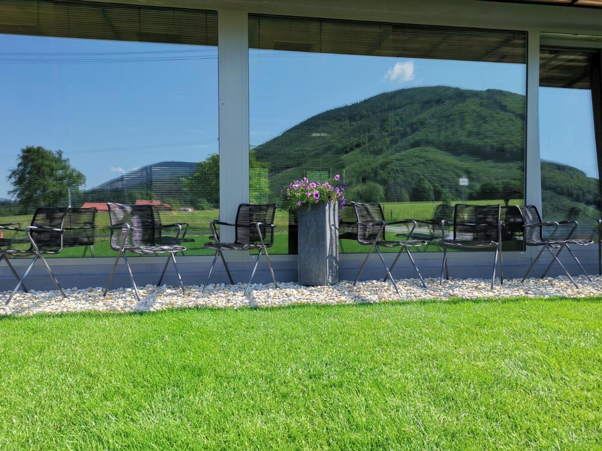 Hotel Maralak Kunčice pod Ondřejníkem المظهر الخارجي الصورة