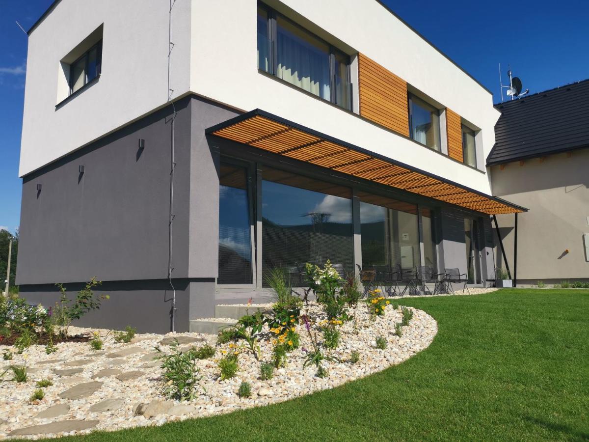 Hotel Maralak Kunčice pod Ondřejníkem المظهر الخارجي الصورة